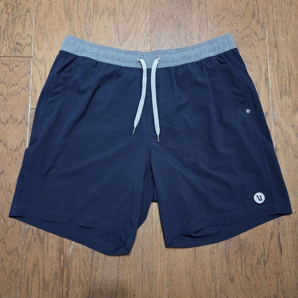 Vuori Kore Shorts Mens Size XL Navy Blue Lined 7" Inseam Gym Athletic V302